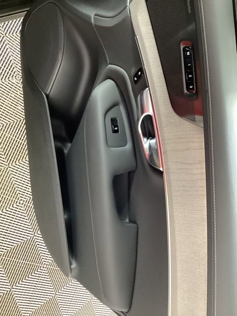 New 2026 Volvo XC90 B6 Ultra w/ Protection Package image 20