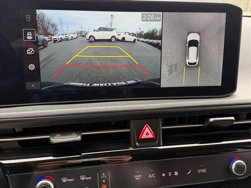 New 2025 Kia EV6 Light w/ Light LR Technology Package RWD image 24