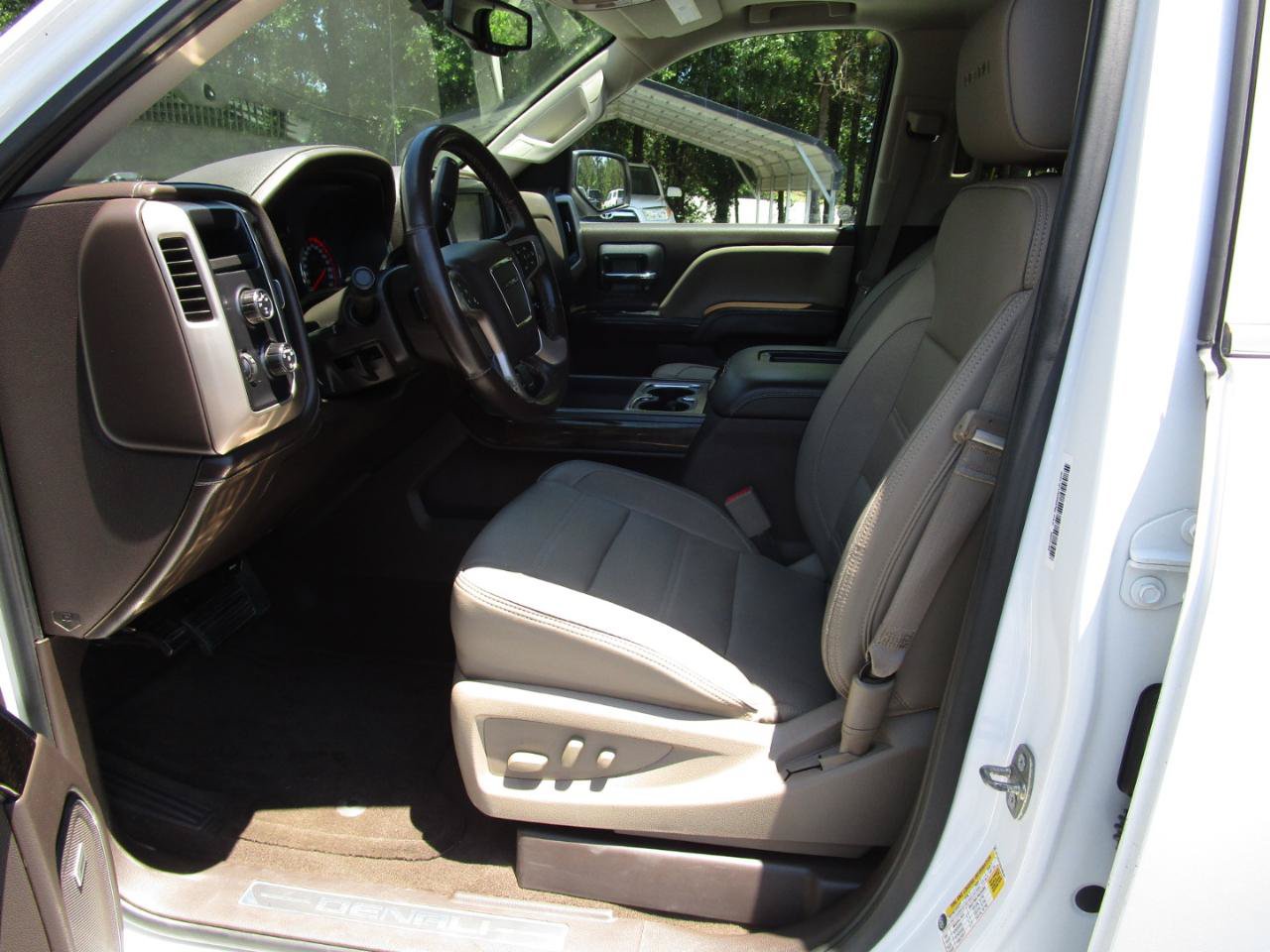 Used 2016 GMC Sierra 1500 Denali AWD/4WD image 18