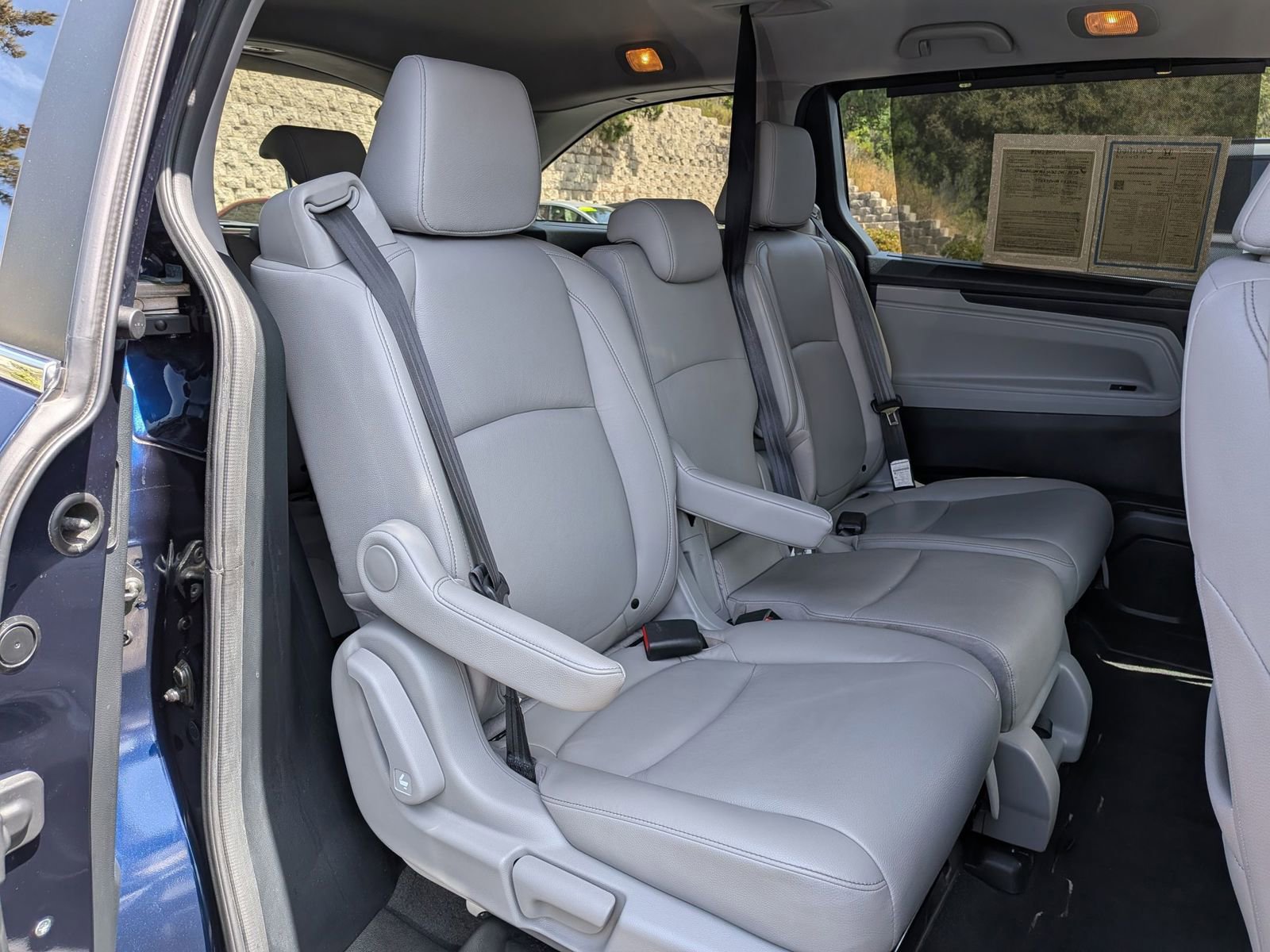 Used 2023 Honda Odyssey EX-L image 26