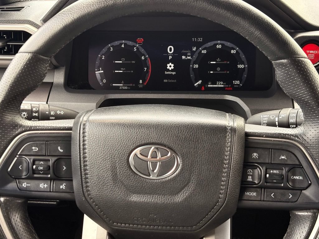 Used 2025 Toyota 4Runner TRD Sport AWD/4WD image 14