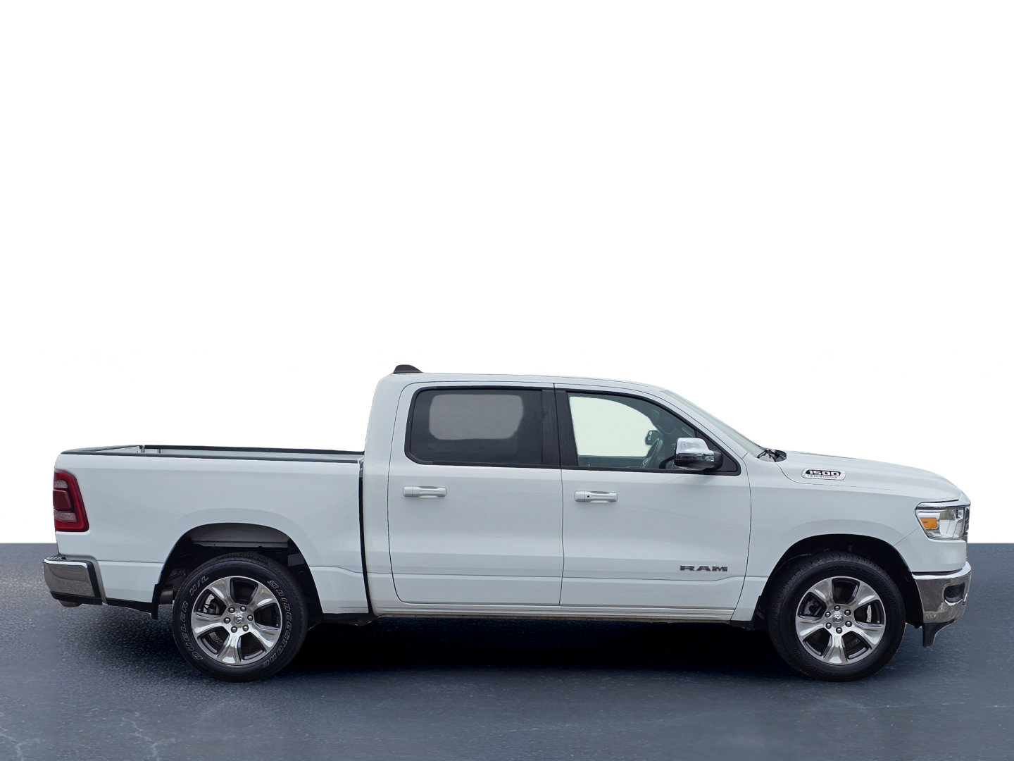 Used 2024 RAM 1500 Laramie RWD image 8