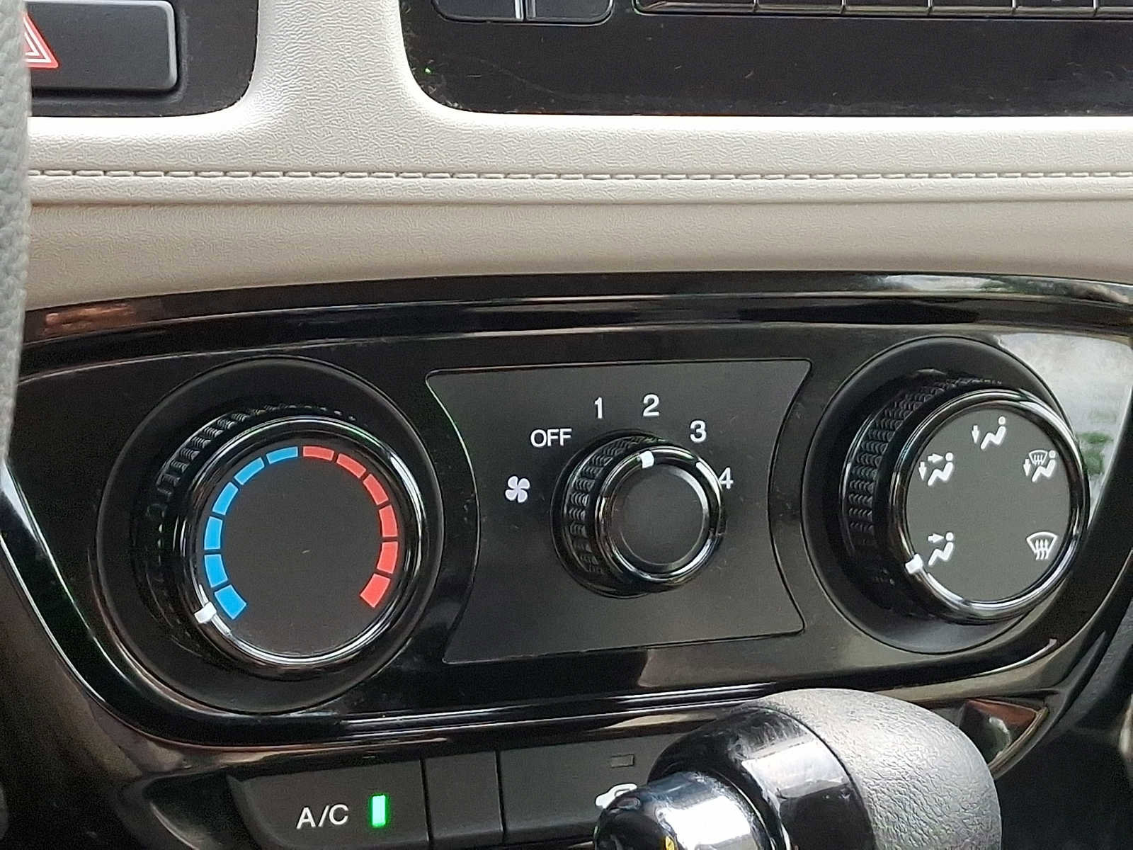Used 2020 Honda HR-V LX image 15