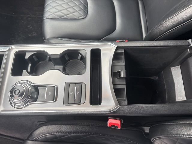 Used 2024 Ford Edge Titanium AWD/4WD image 24