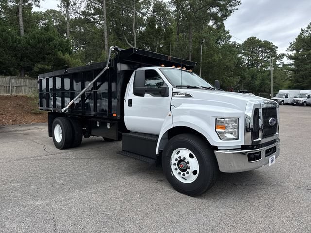 New 2027 Ford F750 2WD Regular Cab Super Duty image 2