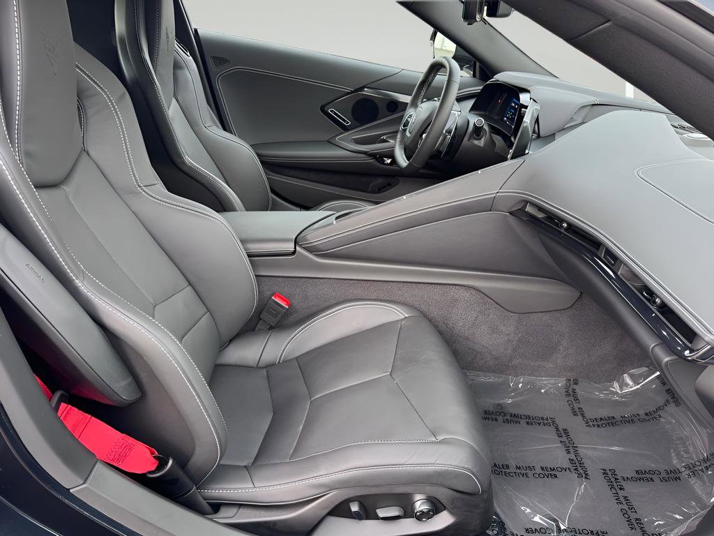 Used 2024 Chevrolet Corvette Stingray Preferred Cpe w/ Stealth Interior Trim Package image 25