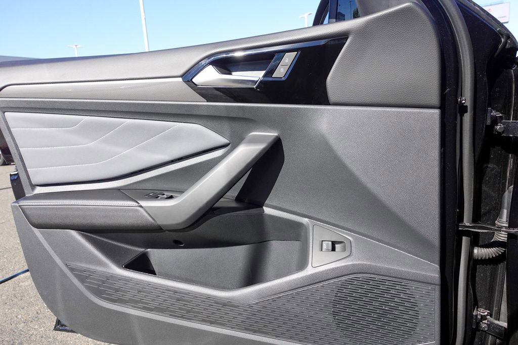 New 2025 Volkswagen Jetta SEL image 14