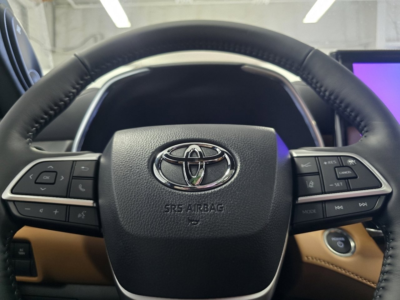 New 2026 Toyota Highlander Platinum image 28