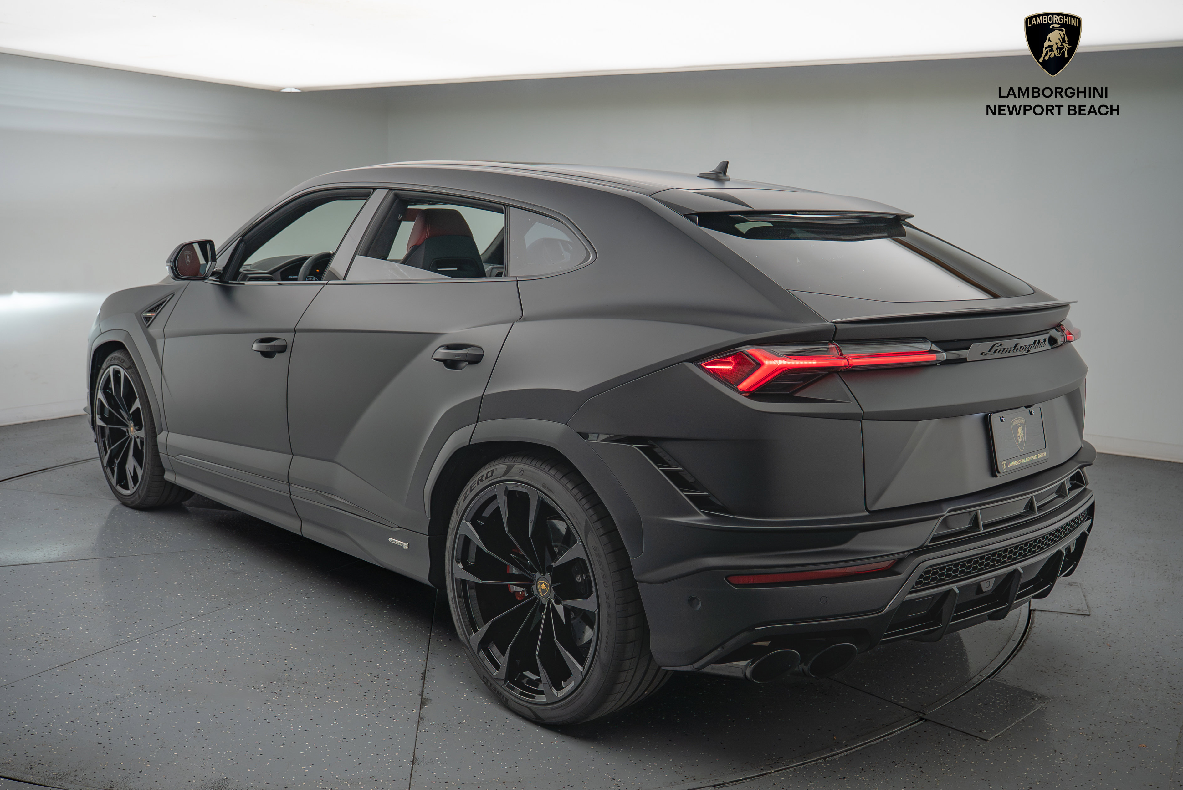 Used 2024 Lamborghini Urus S image 15