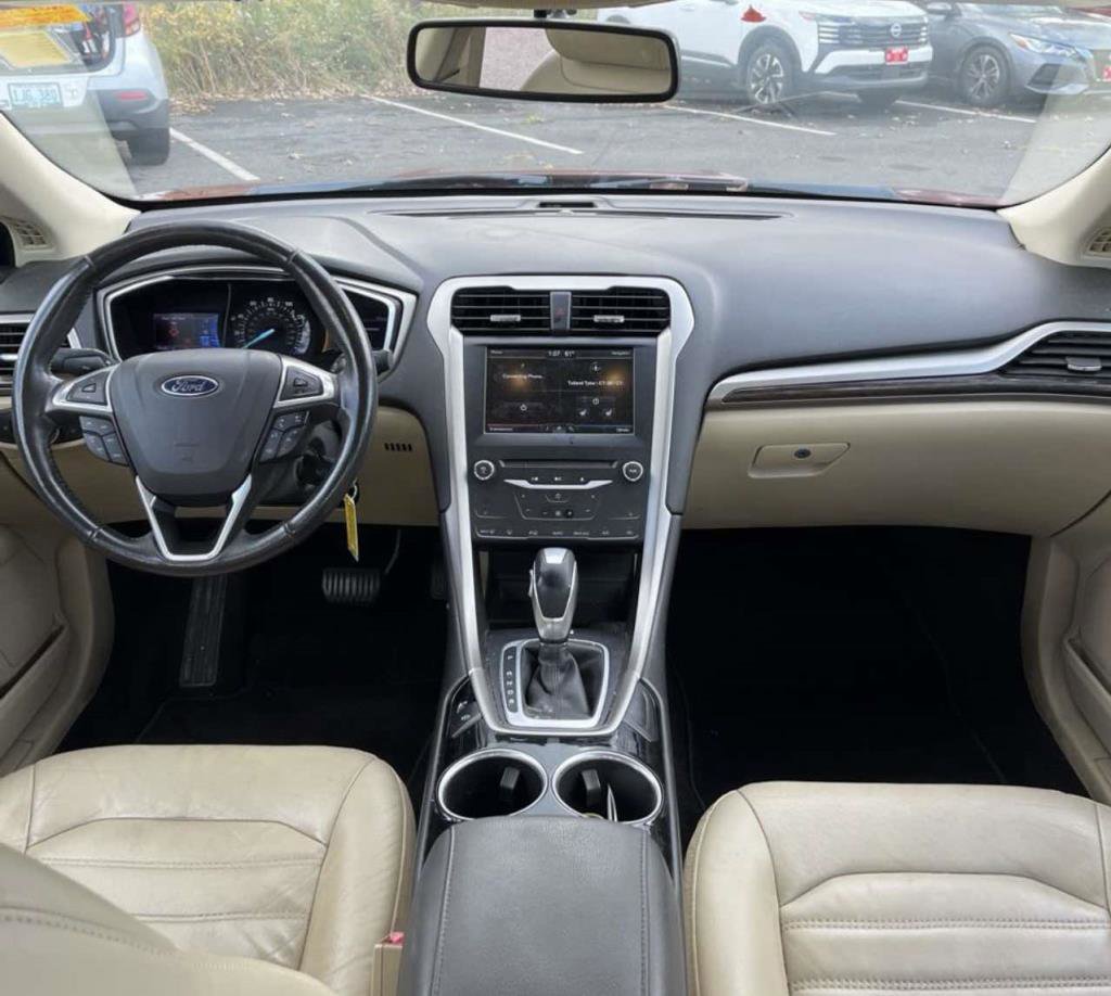 Used 2013 Ford Fusion SE image 3