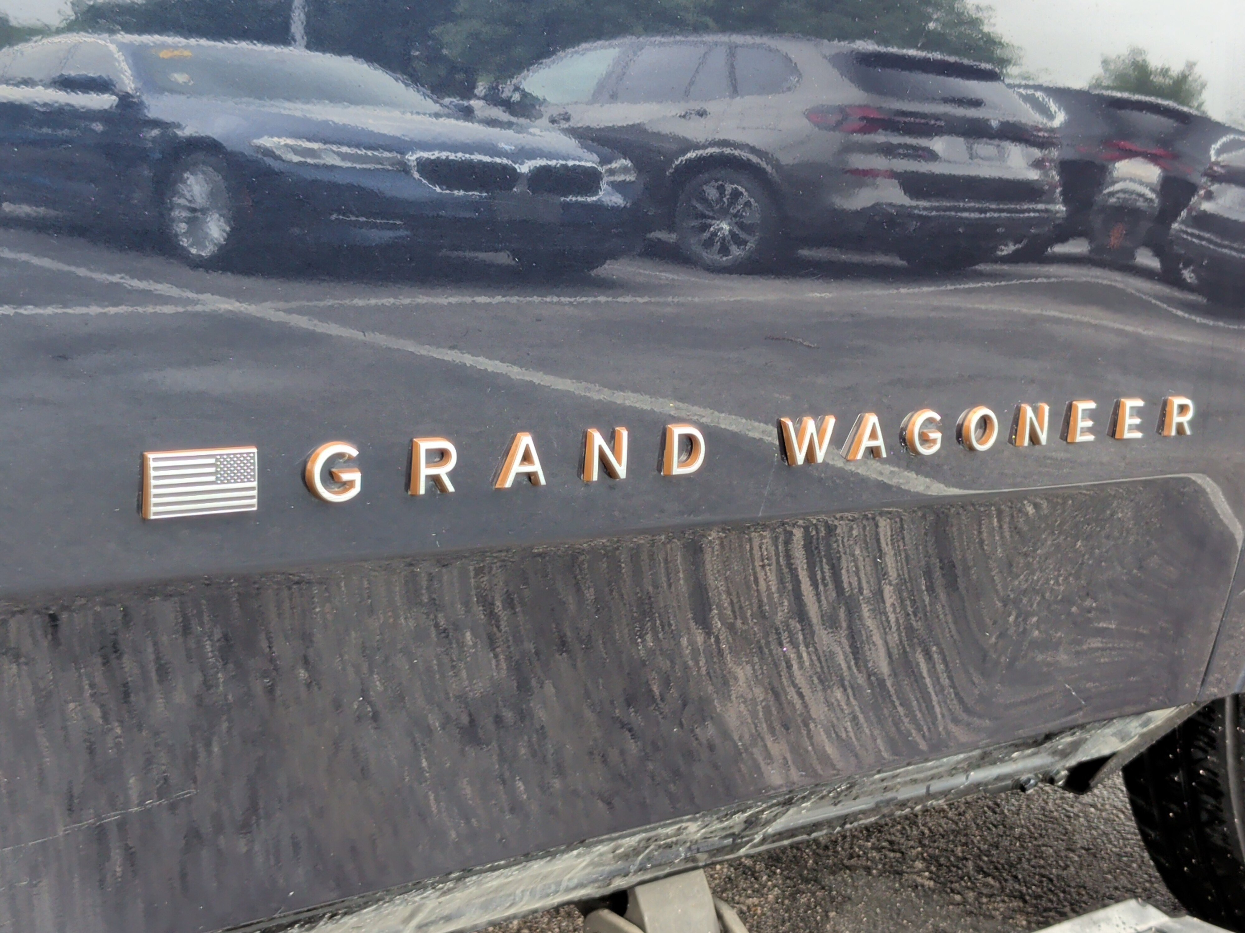 Used 2023 Jeep Grand Wagoneer Series III image 12