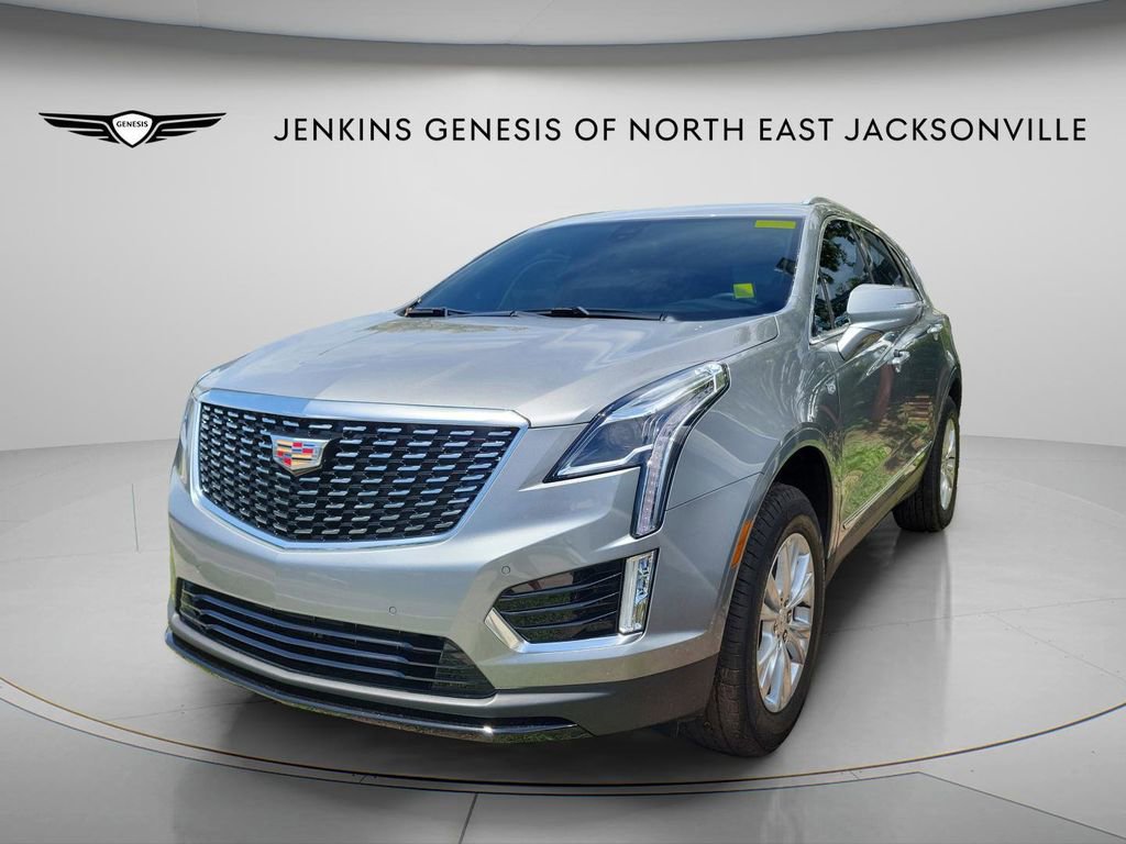 Used 2025 Cadillac XT5 Luxury FWD image 5