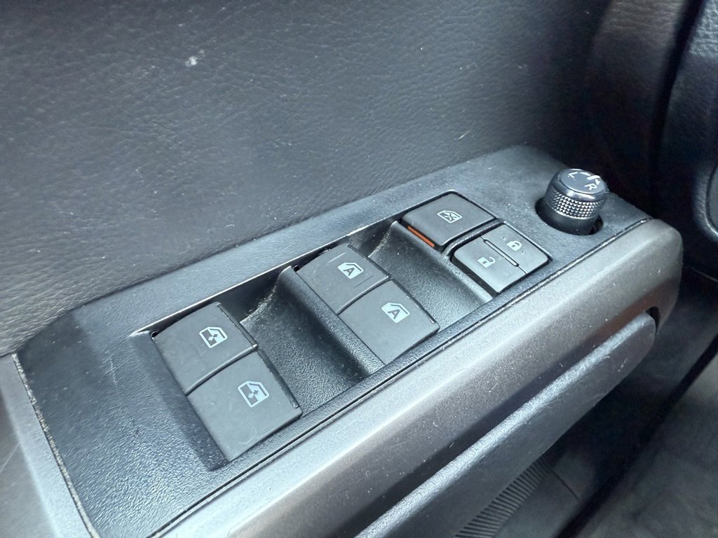 Used 2023 Toyota Tacoma 4x4 Double Cab image 22
