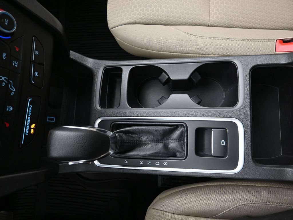 Used 2018 Ford Escape SE image 18