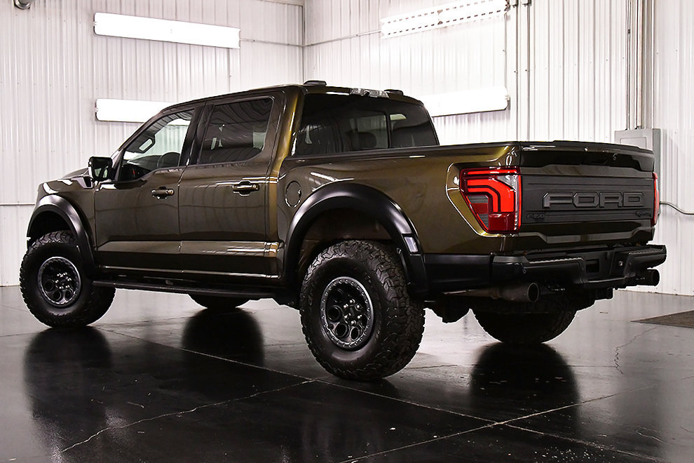 Used 2025 Ford F150 Raptor AWD/4WD image 5
