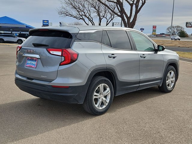 Used 2024 GMC Terrain SLE image 5