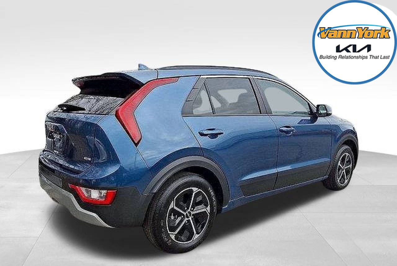 New 2025 Kia Niro EX image 4