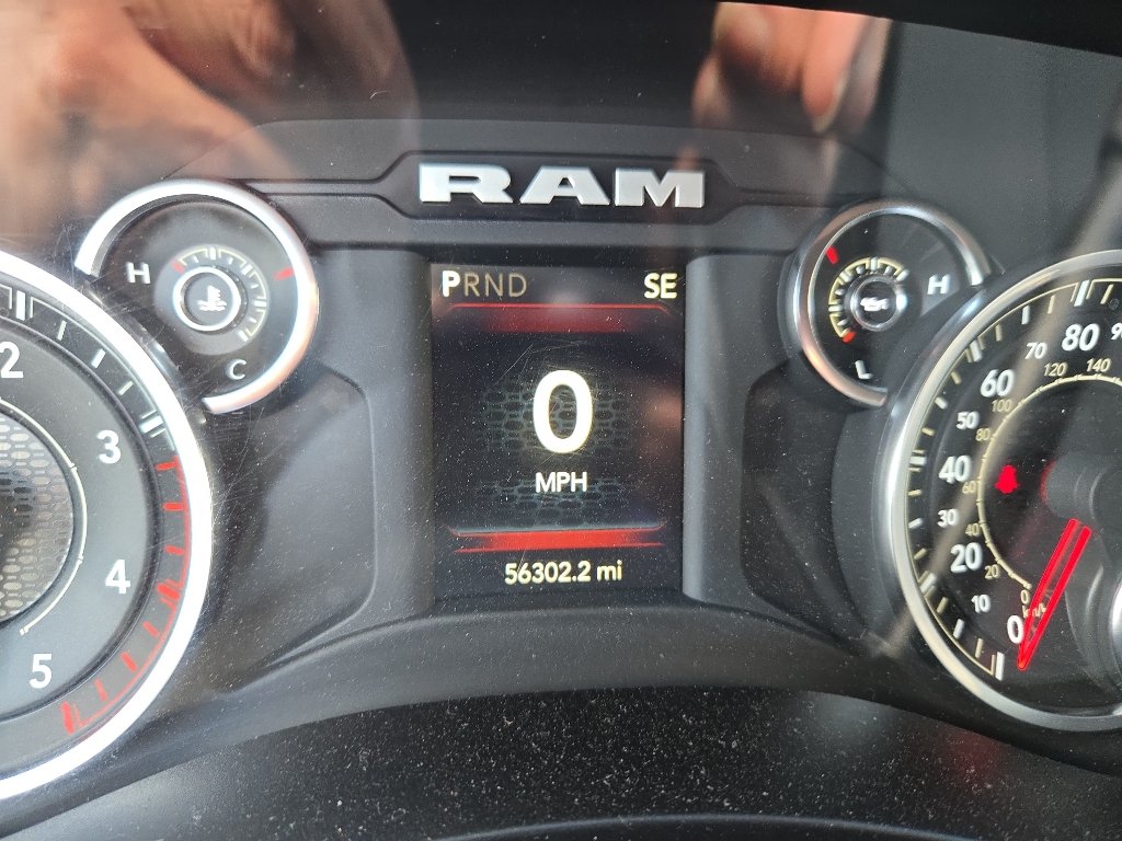 Used 2024 RAM 3500 Tradesman w/ Chrome Appearance Group AWD/4WD image 37