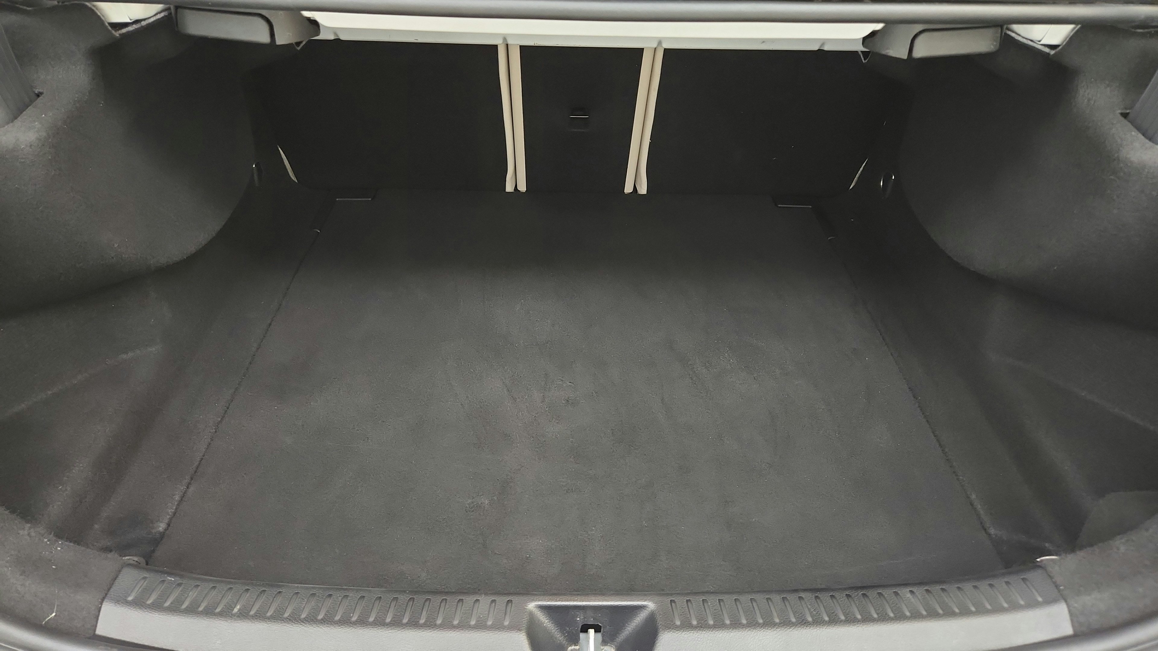 Used 2021 Mercedes-Benz A 220 image 30