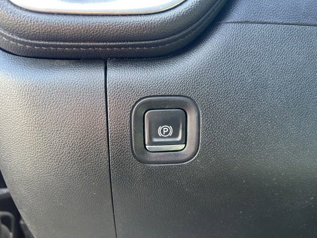 Used 2019 GMC Sierra 1500 SLT image 7