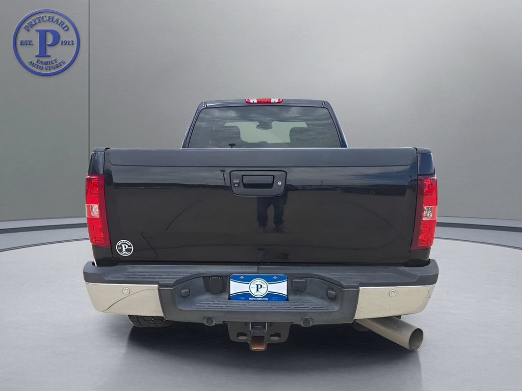 Used 2013 Chevrolet Silverado 2500 LTZ w/ LTZ Plus Package AWD/4WD image 6