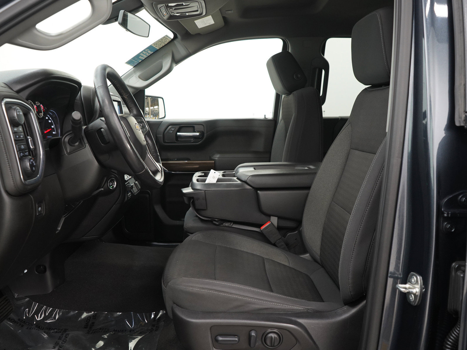 Used 2022 Chevrolet Silverado 1500 LT AWD/4WD image 23