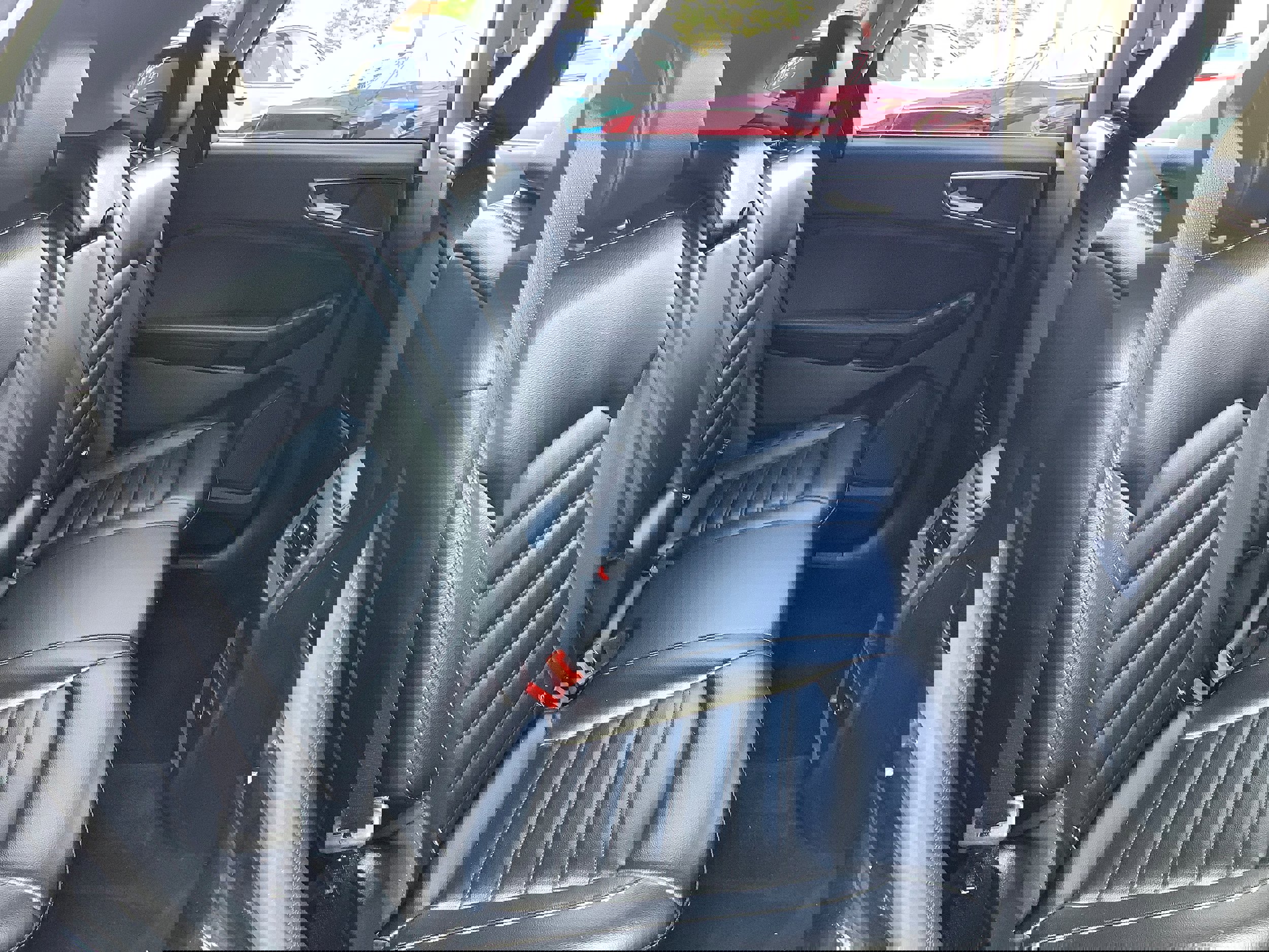 Used 2021 Ford Edge SEL FWD image 14