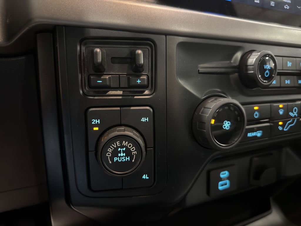 Used 2024 Ford F150 XL w/ Equipment Group 103A High image 32