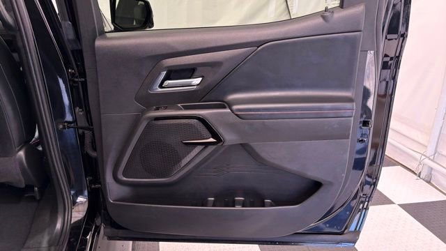 Used 2025 Chevrolet Silverado EV RST image 29