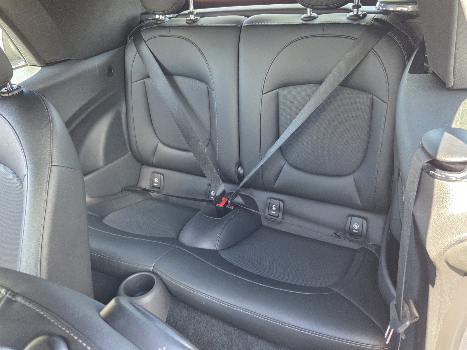 Used 2021 MINI Cooper Convertible image 11
