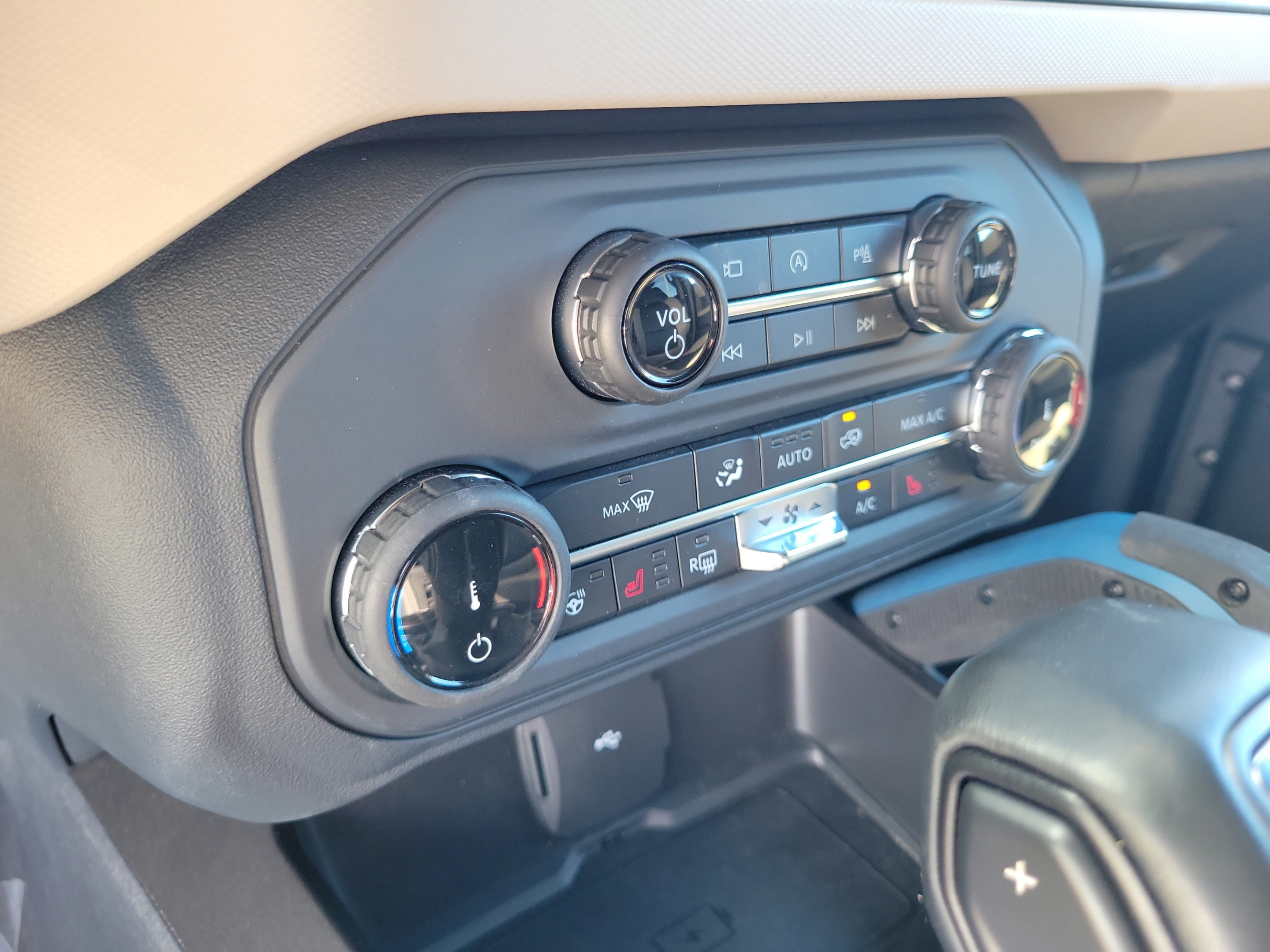 Used 2022 Ford Bronco Wildtrak AWD/4WD image 20