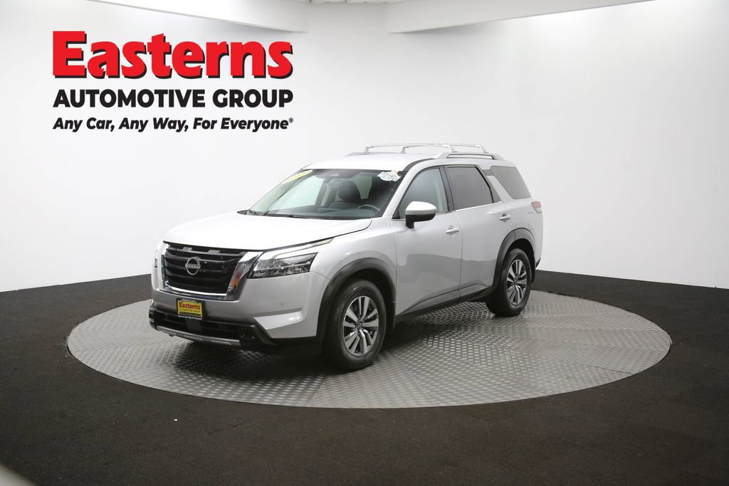 Used 2023 Nissan Pathfinder SL image 54