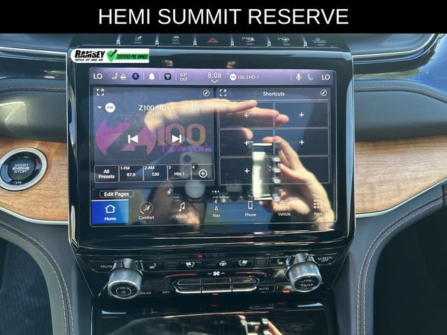 Used 2022 Jeep Grand Cherokee Summit AWD/4WD image 20