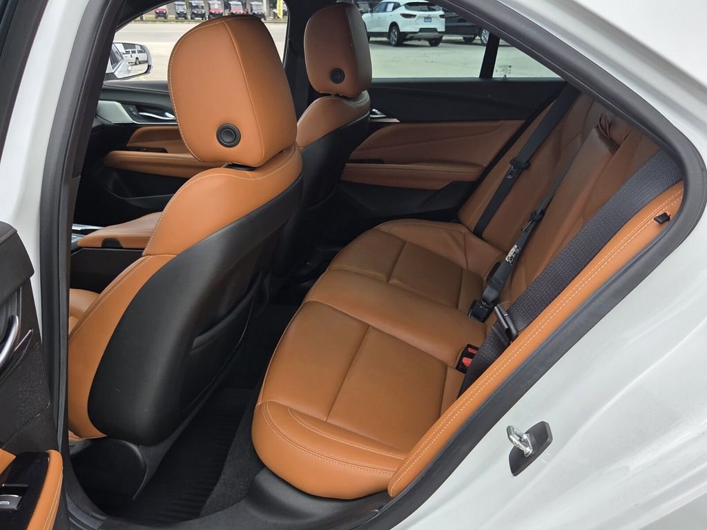 Used 2022 Cadillac CT4 Premium Luxury RWD image 13