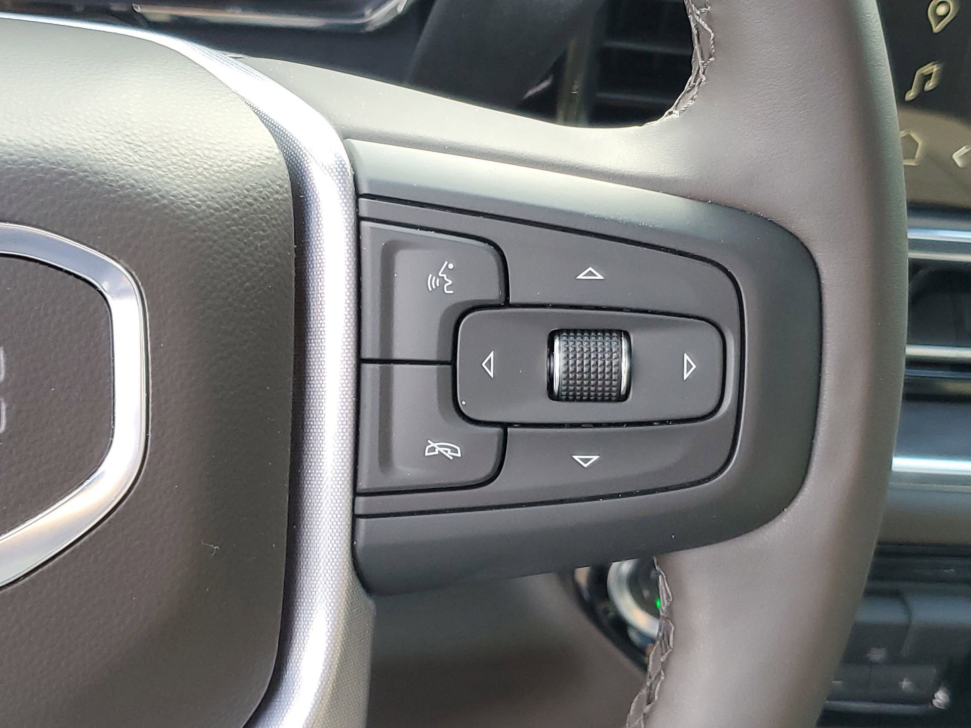 Used 2025 GMC Sierra 2500 SLT w/ SLT Premium Package image 22