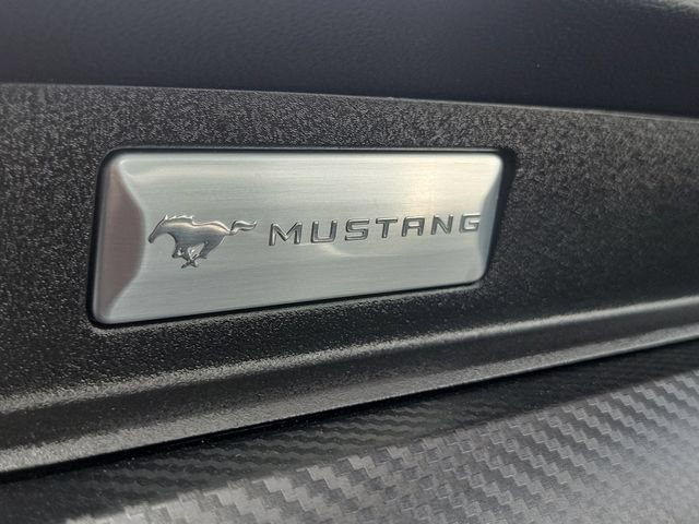 Certified 2022 Ford Mustang Coupe RWD image 24