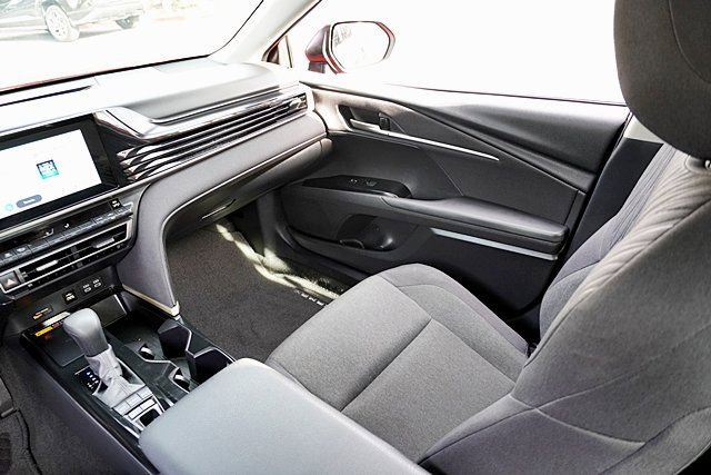 Used 2025 Toyota Camry LE w/ Convenience Package FWD image 21