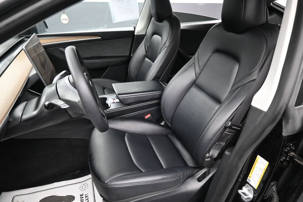 Used 2023 Tesla Model Y 2WD image 24