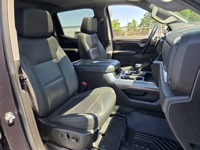 Used 2022 Chevrolet Silverado 1500 LTZ w/ LTZ Premium Package AWD/4WD image 16