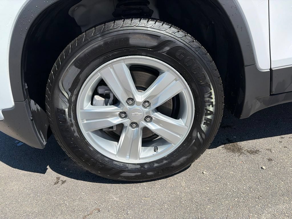 Used 2018 Chevrolet Trax LT w/ Driver Confidence Package AWD/4WD image 20