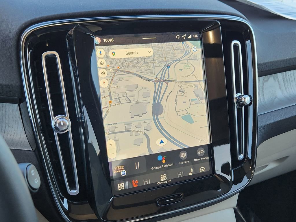 New 2026 Volvo XC40 B5 Plus w/ Protection Package Premier image 7