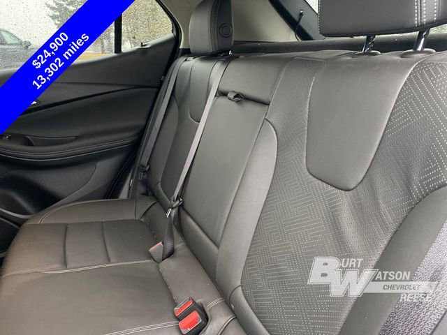 Used 2023 Buick Encore GX Essence w/ Experience Buick Package image 12