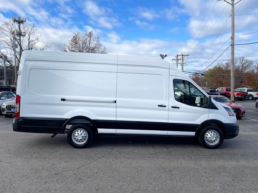 New 2026 Ford Transit 250 148 Medium Roof w/ Exterior Upgrade Package image 6