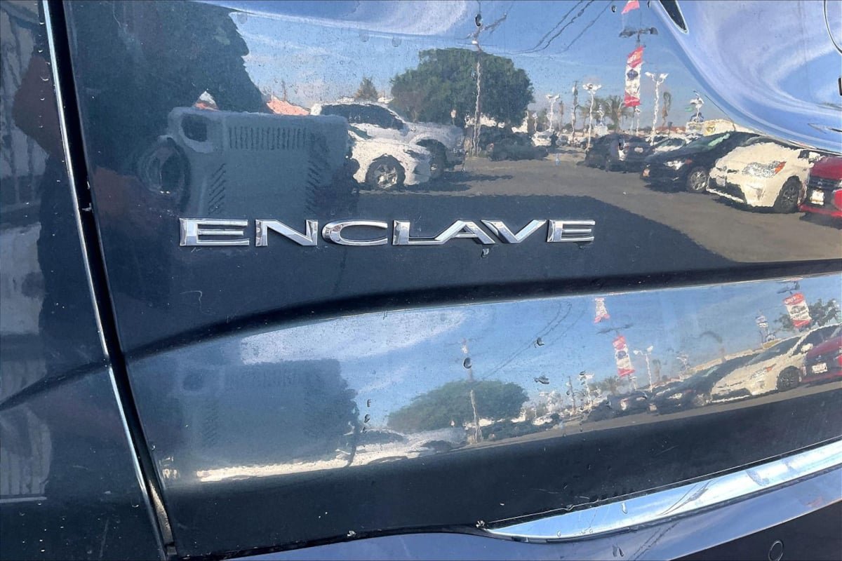Used 2020 Buick Enclave Essence image 8
