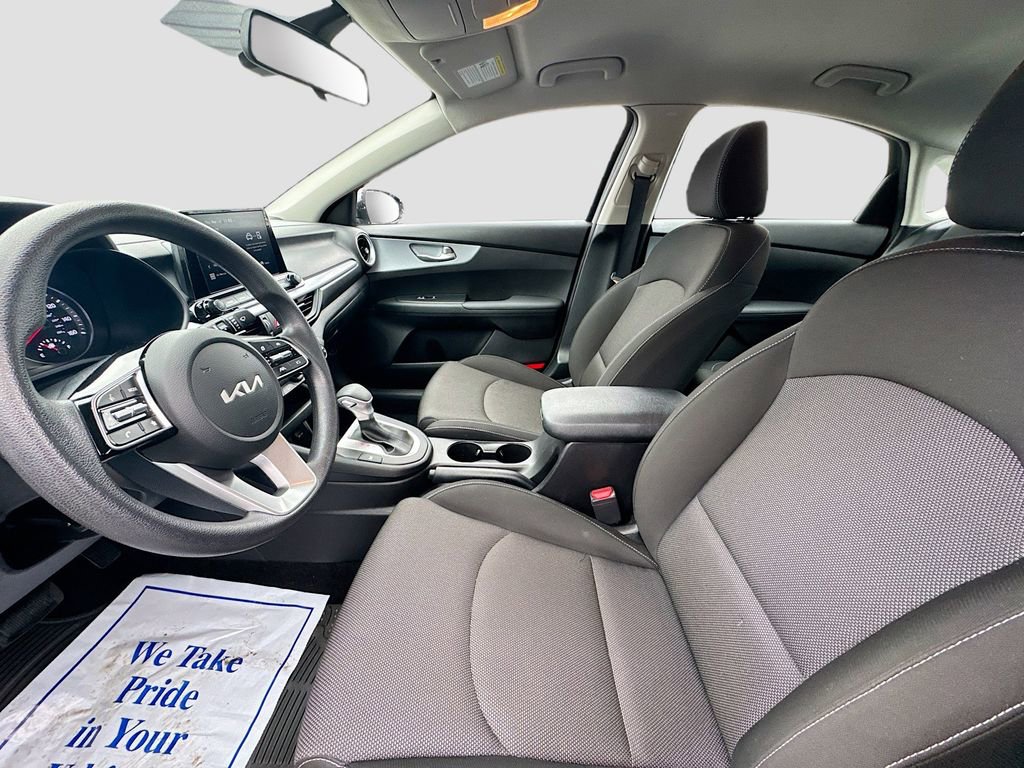 Certified 2023 Kia Forte LXS image 19
