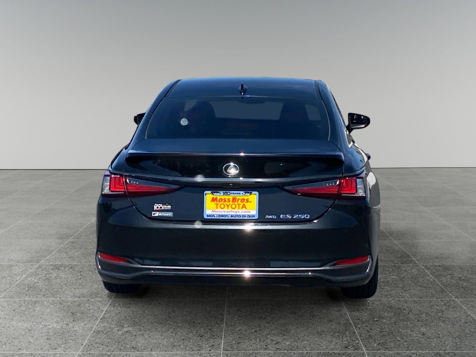 Used 2021 Lexus ES 250 F Sport w/ Accessory Package 2 image 4