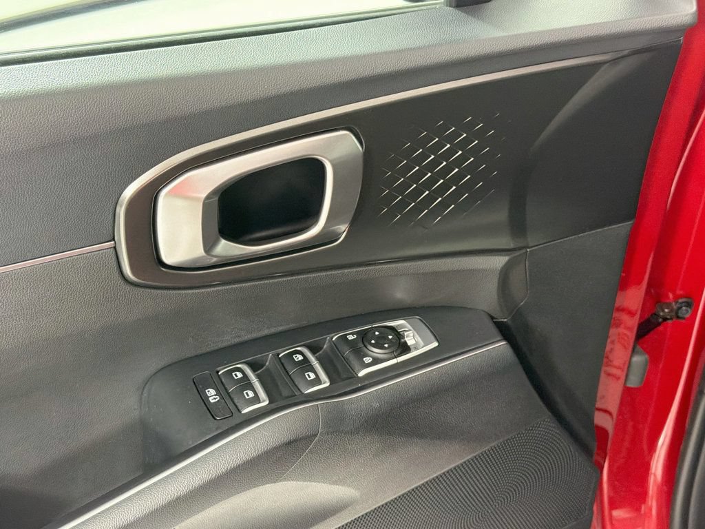 Used 2023 Kia Sorento EX AWD/4WD image 18