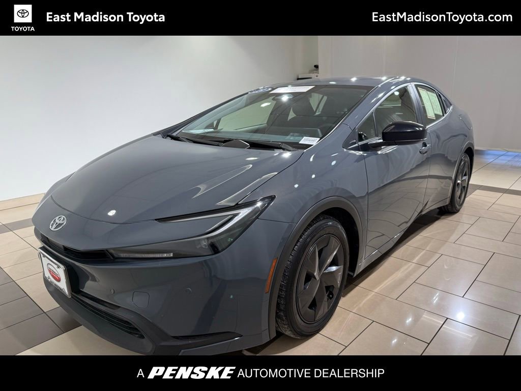 Used 2023 Toyota Prius LE