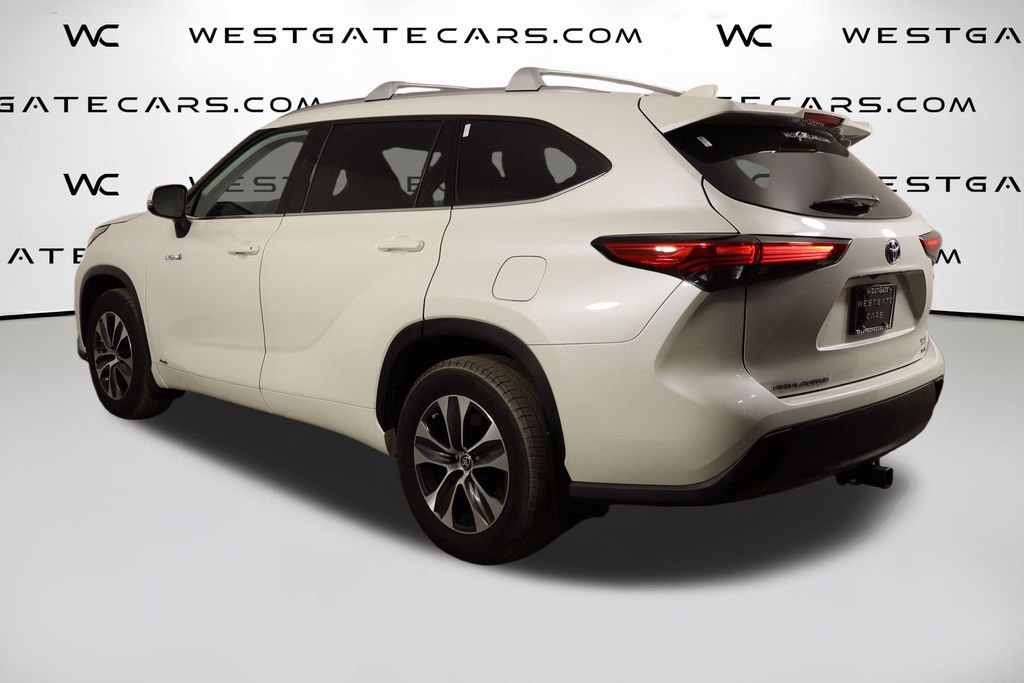 Used 2021 Toyota Highlander XLE image 43