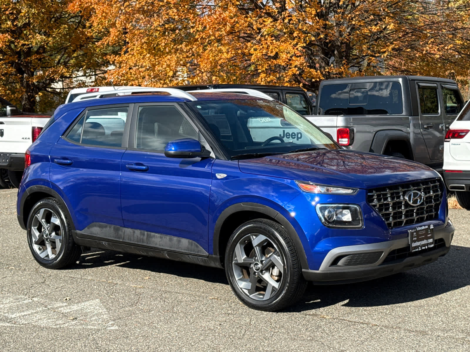Used 2023 Hyundai Venue SEL